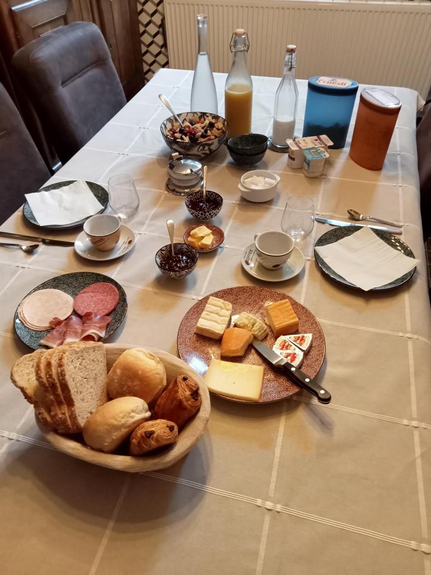 Couque Cuivree II Bed & Breakfast Dinant Eksteriør bilde