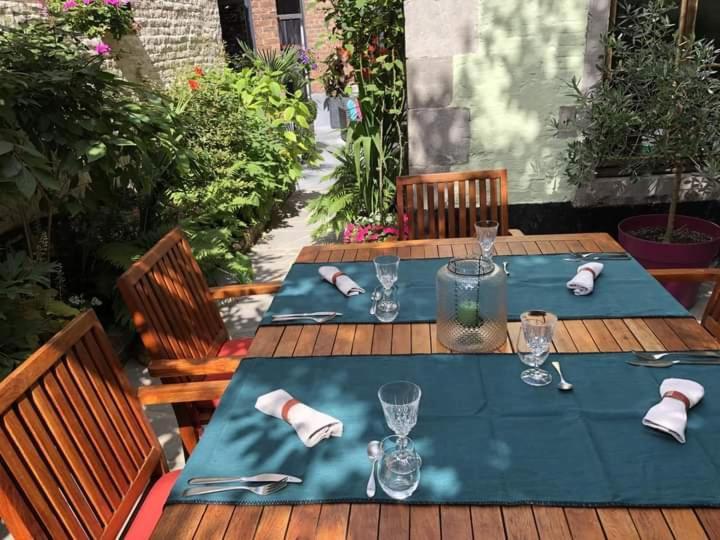 Couque Cuivree II Bed & Breakfast Dinant Eksteriør bilde